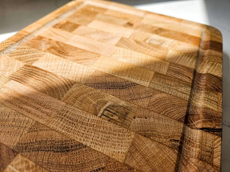 End-grain oak chopping board, photo 3 of 10, as taken