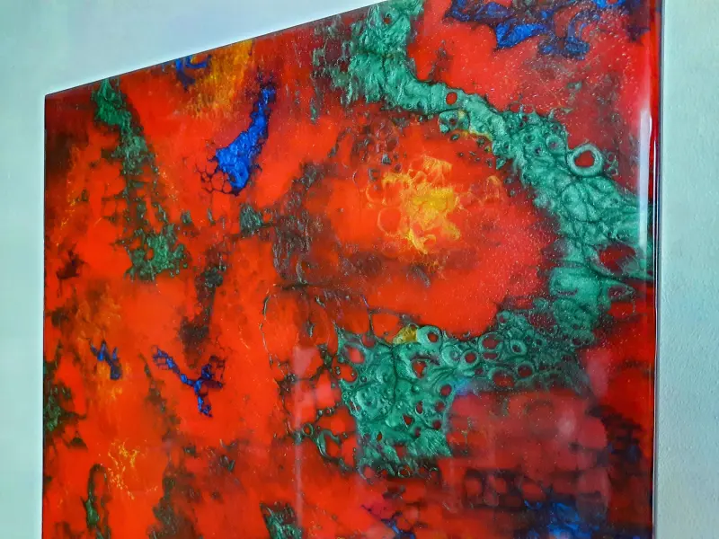 Small red and green resin painting, photo 3 of 9, as taken