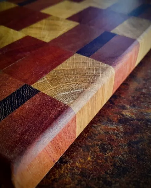 The cheese board they bought, from its Etsy listing